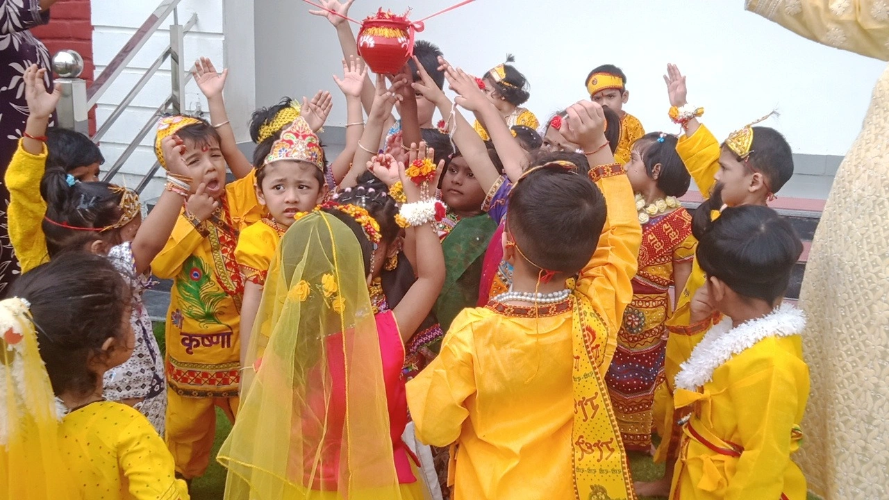Students gathered together for a Janmashtami group photograph