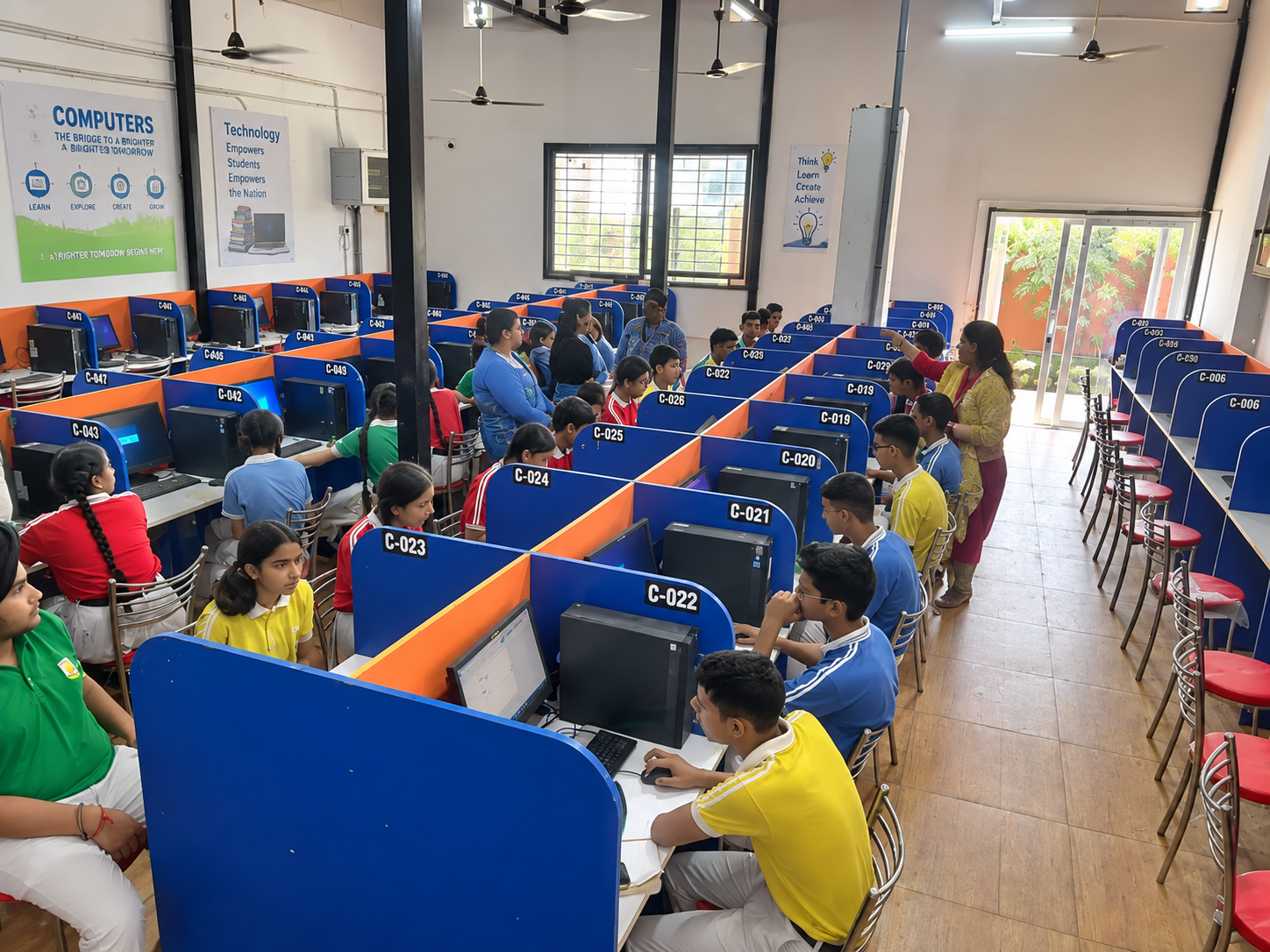 Technology-enabled computer laboratory